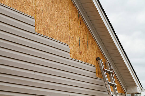 24/7 Emergency Siding Contractor experts in Liberty, NC